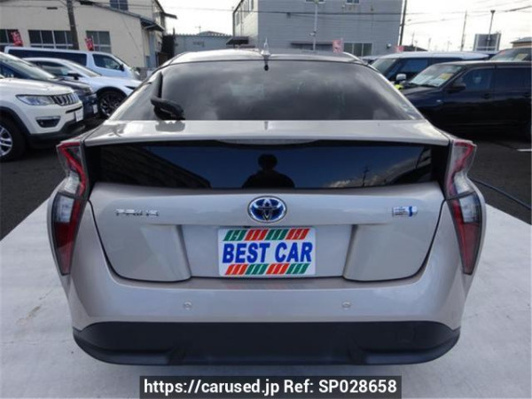 Used 2017 AT toyota prius ZVW51 Image[1]