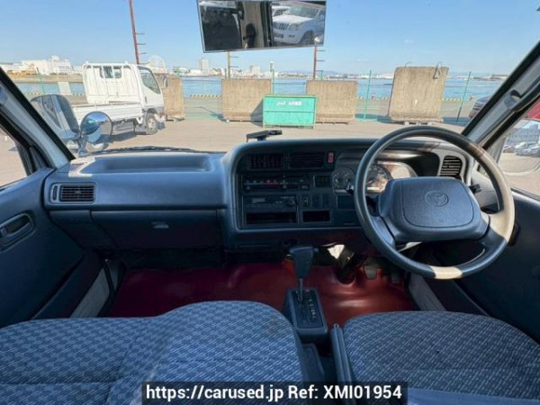 Used 2001 AT toyota hiace-van RZH112V Image[16]