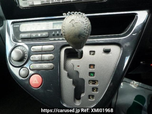 Used 2005 AT toyota wish ZNE10G Image[21]