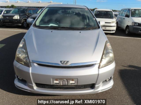 Used 2004 AT toyota wish ZNE10G Image[1]