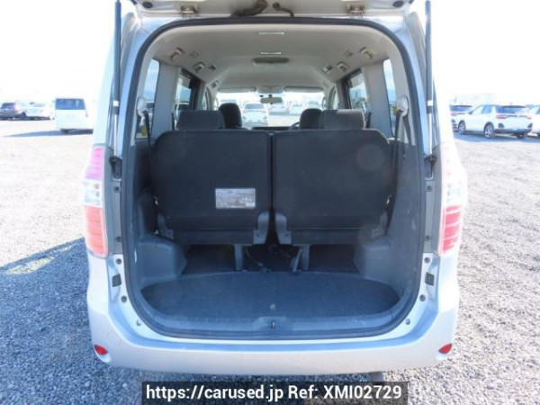 Used 2007 AT toyota noah ZRR75G Image[8]