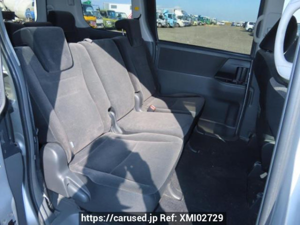 Used 2007 AT toyota noah ZRR75G Image[20]