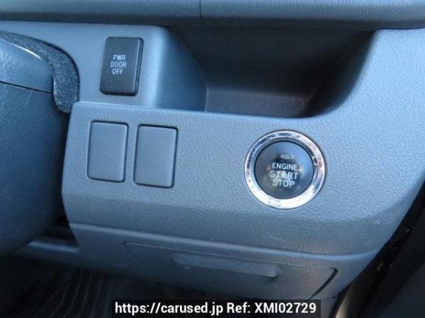 Used 2007 AT toyota noah ZRR75G Image[29]