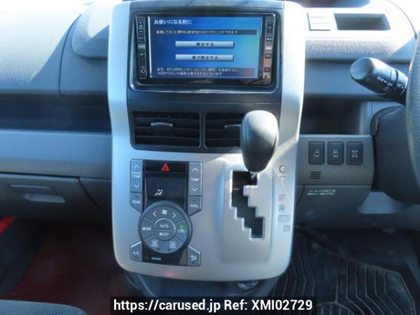 Used 2007 AT toyota noah ZRR75G Image[31]