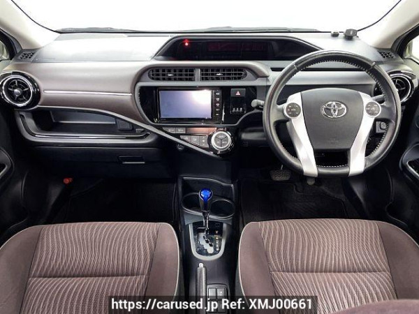 Used 2015 CVT toyota aqua DAA-NHP10 Image[1]