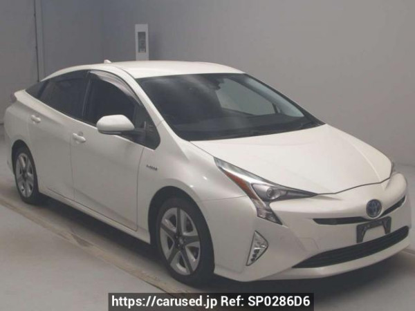 Used 2016 AT toyota prius ZVW55 Image[2]