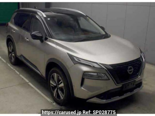 Used 2024 AT nissan x-trail SNT33 Image[0]