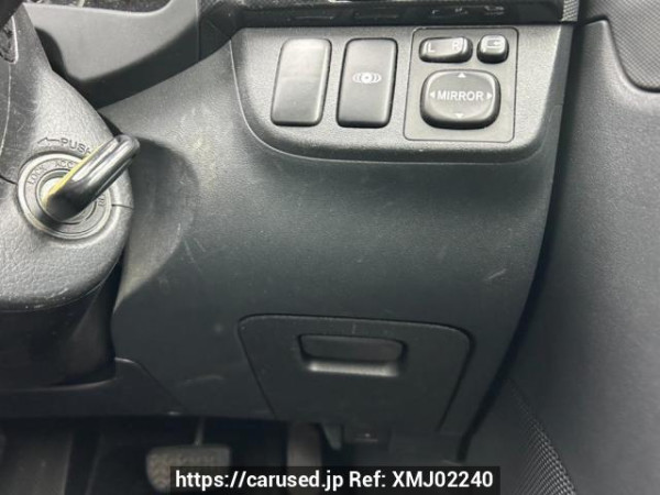 Used 2004 AT toyota wish ZNE10G Image[28]