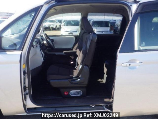 Used 2012 AT toyota spade NCP141 Image[12]