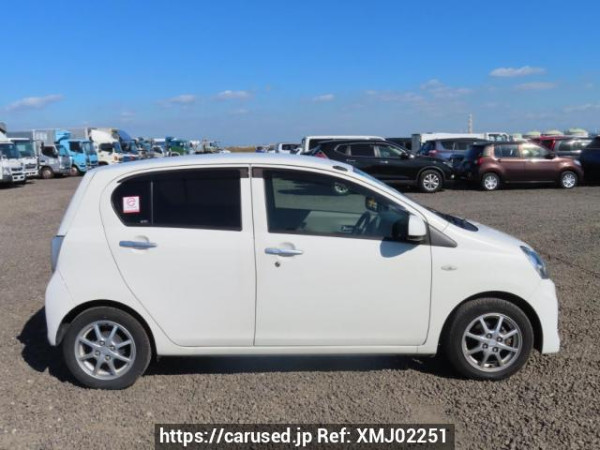 Used 2016 AT daihatsu mira-e-s LA300S Image[7]