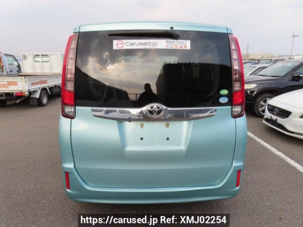 Used 2014 AT toyota noah ZRR80G Image[4]