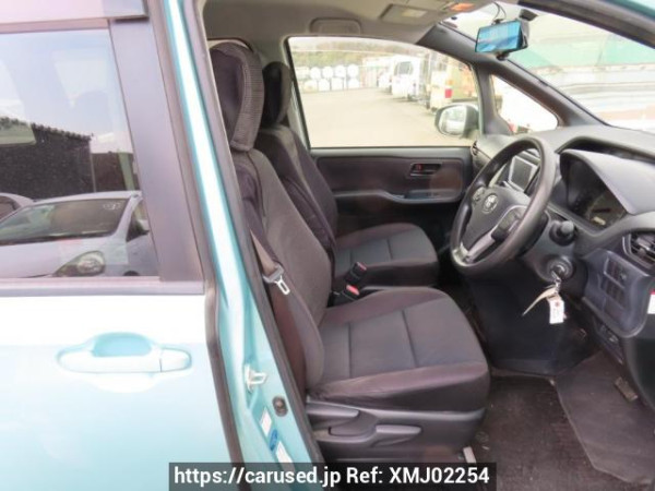 Used 2014 AT toyota noah ZRR80G Image[11]