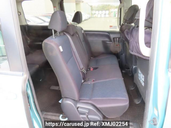 Used 2014 AT toyota noah ZRR80G Image[13]