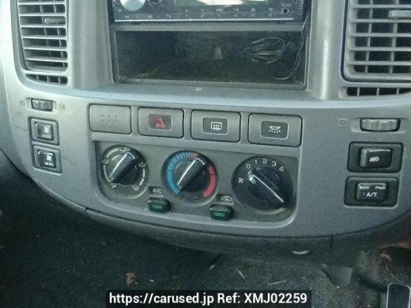 Used 2004 AT nissan caravan-bus DWMGE25 Image[27]