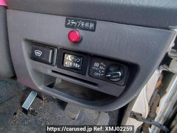 Used 2004 AT nissan caravan-bus DWMGE25 Image[29]