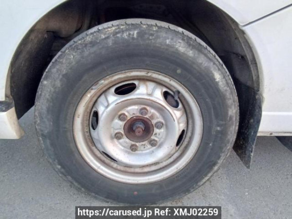 Used 2004 AT nissan caravan-bus DWMGE25 Image[32]