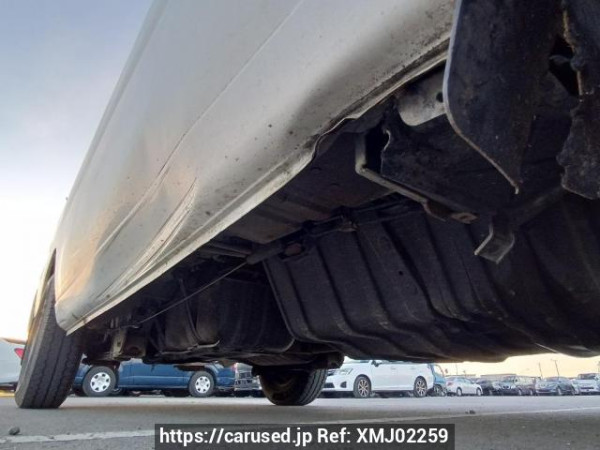 Used 2004 AT nissan caravan-bus DWMGE25 Image[39]