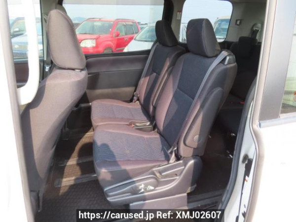Used 2014 AT toyota noah ZRR80G Image[14]