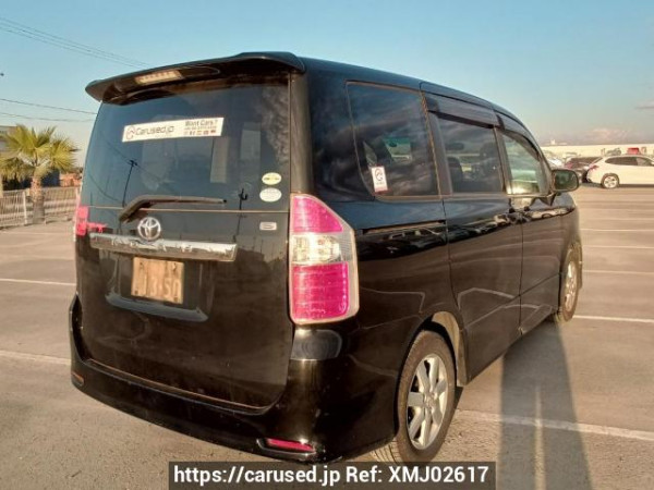 Used 2007 AT toyota noah ZRR70W Image[6]