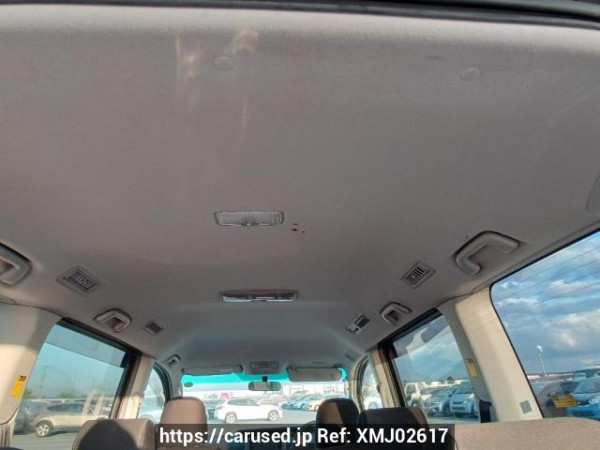 Used 2007 AT toyota noah ZRR70W Image[14]