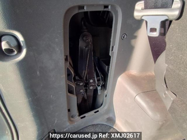 Used 2007 AT toyota noah ZRR70W Image[44]