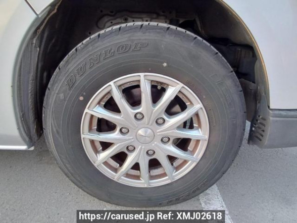 Used 2005 AT toyota regiusace-van TRH200V Image[27]