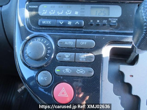 Used 2003 AT toyota wish ZNE10G Image[30]