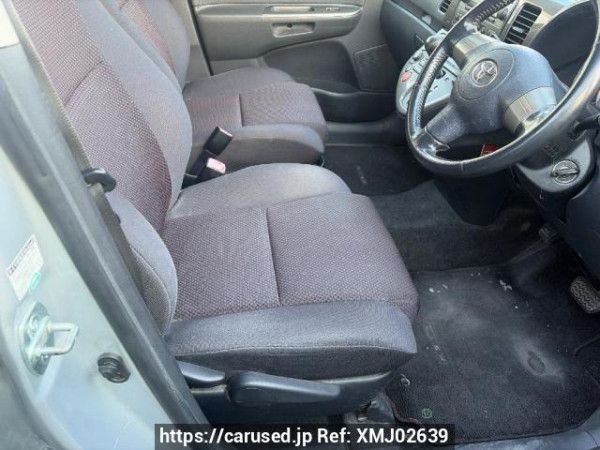 Used 2005 AT toyota wish ZNE10G Image[11]