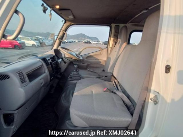 Used 2005 MT toyota dyna-route-van XZU308V Image[13]