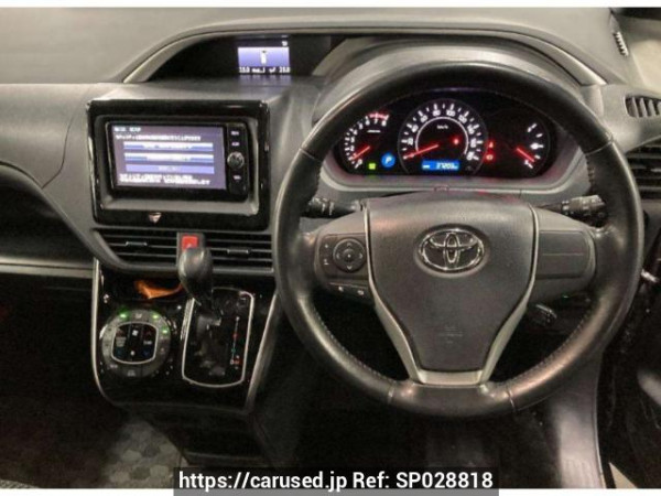 Used 2018 AT toyota voxy ZRR80W Image[2]