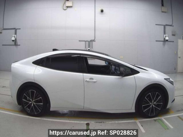 Used 2023 AT toyota prius MXWH60 Image[2]