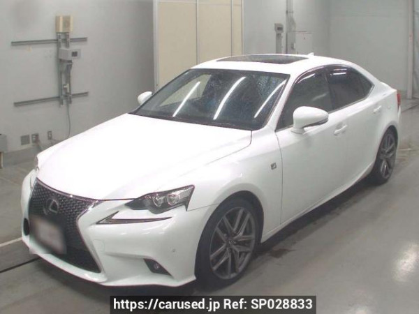 Used 2014 AT lexus is GSE31 Image[0]