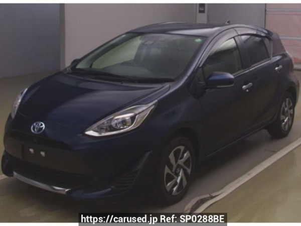 Used 2020 AT toyota aqua NHP10 Image[0]