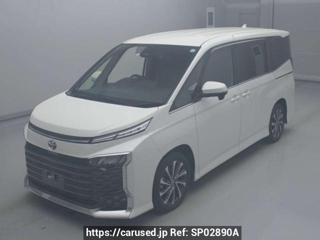Buy Used 2022 Toyota Voxy MZRA90W (SP02890A) - Carused.jp
