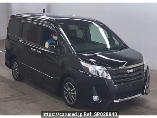 Used 2016 AT toyota noah ZRR85W Image[0]