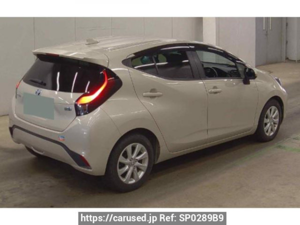 Used 2021 AT toyota aqua MXPK11 Image[1]