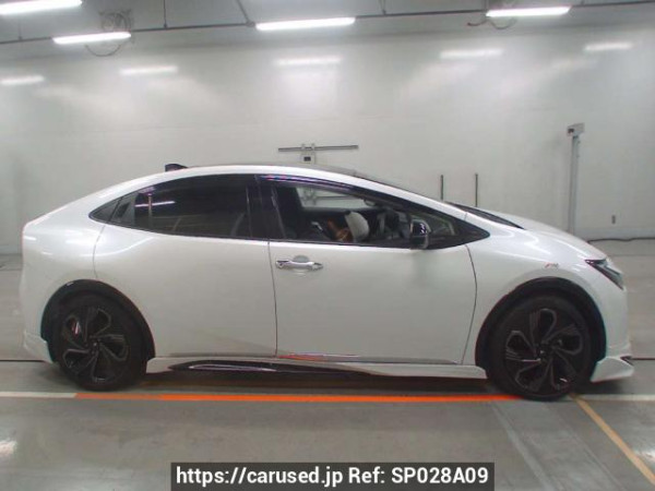 Used 2023 AT toyota prius MXWH60 Image[2]
