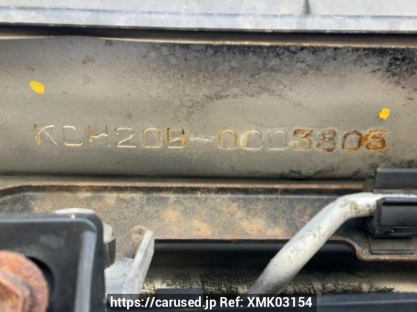 Used 2004 AT toyota regiusace-van KDH205V Image[11]