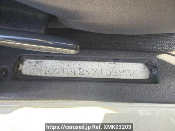 Used 2002 AT toyota hiace-van RZH112V Image[8]