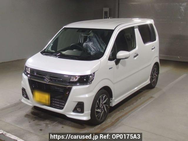 Buy Used 2025 Suzuki WAGON R Custom Z MH95S (OP0175A3) - Carused.jp