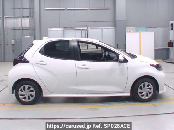 Used 2021 AT toyota yaris KSP210 Image[2]