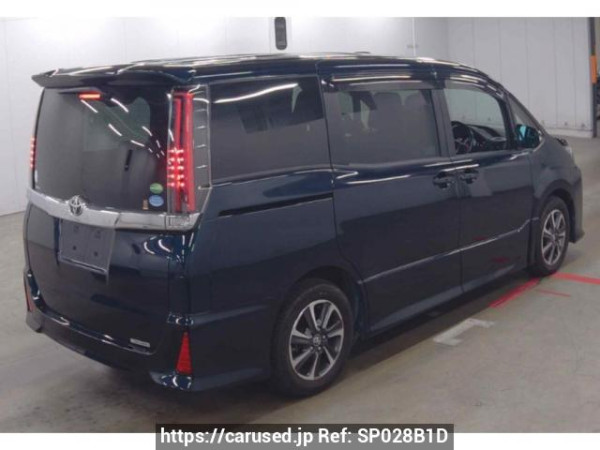 Used 2017 AT toyota noah ZRR80W Image[1]