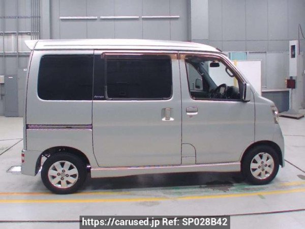 Used 2006 AT daihatsu atrai-wagon S330G Image[2]