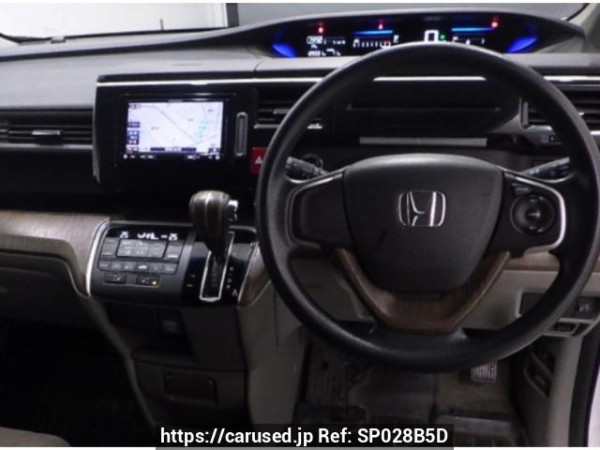 Used 2015 AT honda step-wgn RP1 Image[2]