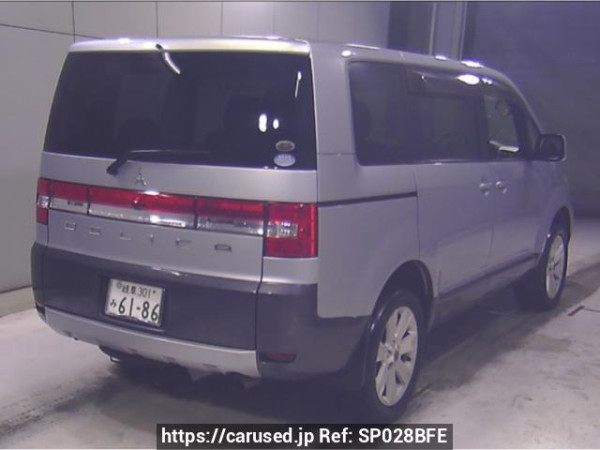 Used 2011 AT mitsubishi delica-d5 CV5W Image[1]