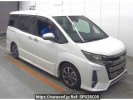 Toyota Noah ZRR80W