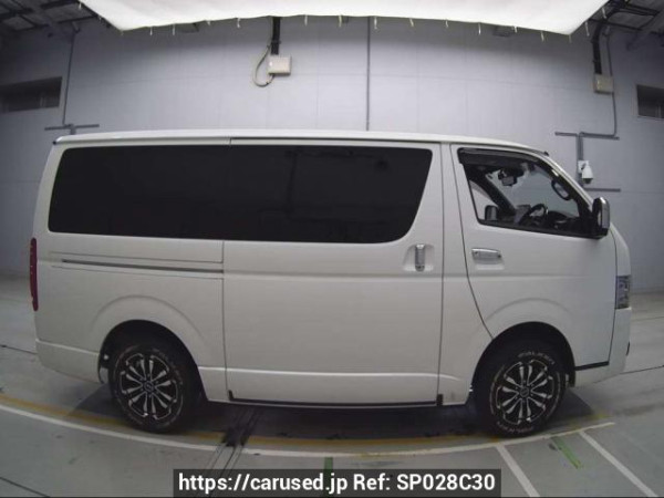 Used 2022 AT toyota hiace-van GDH206Vｶｲ Image[2]