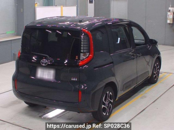Used 2024 AT toyota sienta MXPL10G Image[1]