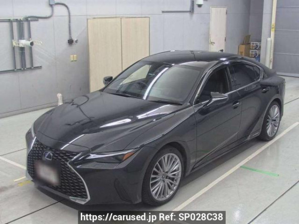 Used 2022 AT lexus is AVE35 Image[0]