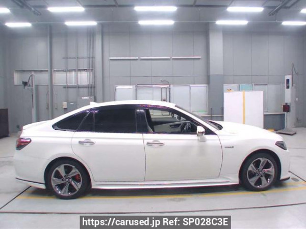 Used 2018 AT toyota crown-hybrid AZSH20 Image[2]